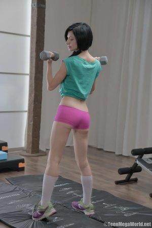 18 year old girl loses her virginity wearing knee socks in the bathroom